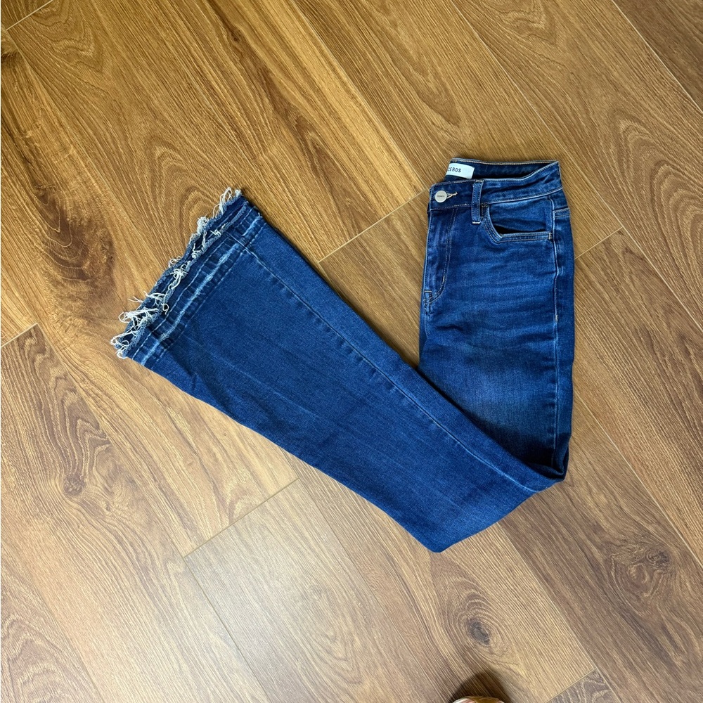 Ceros- Dark Blue Women’s Frayed Hem Jeans